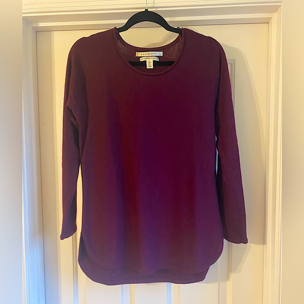 Max Studio 100% Extra Fine Merino Wool Scoop Neck Sweater Maroon